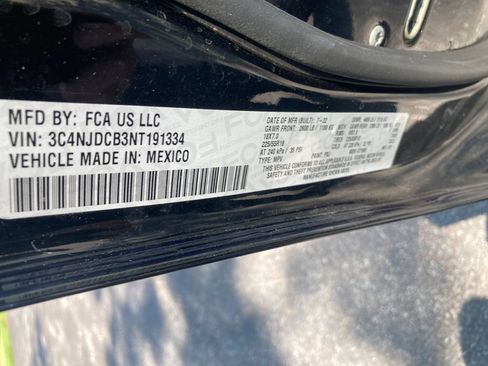 Used 2022 Jeep Compass Limited AWD/4WD image 37