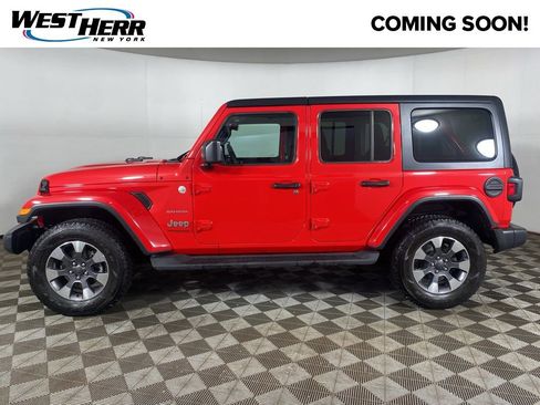 Used 2022 Jeep Wrangler Unlimited Sahara w/ Cold Weather Group AWD/4WD image 22