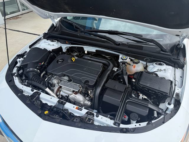 Used 2025 Chevrolet Malibu LT FWD image 25