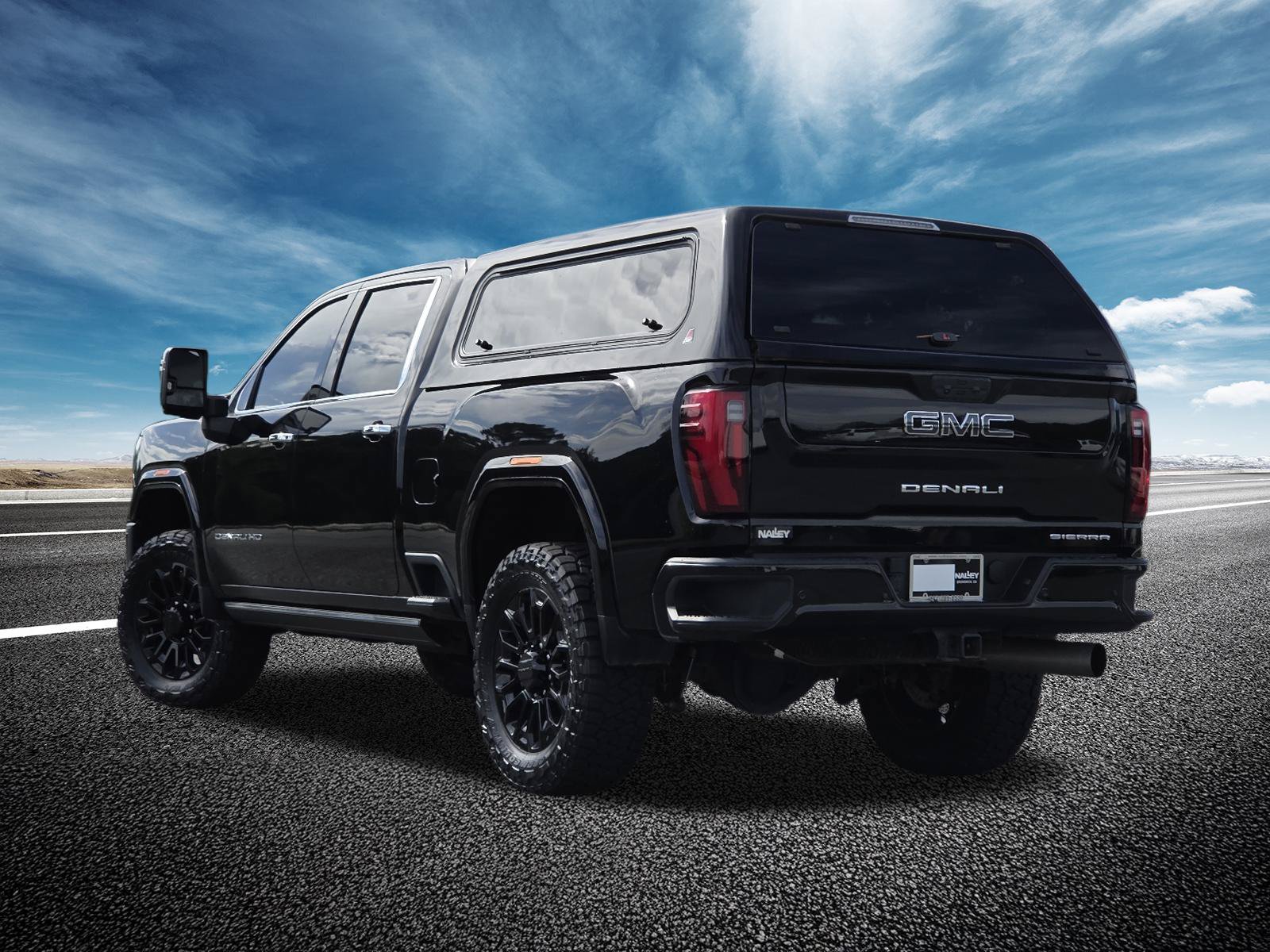 Used 2025 GMC Sierra 3500 Denali Ultimate AWD/4WD image 22