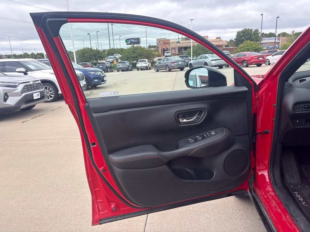 Used 2024 Honda HR-V Sport image 9