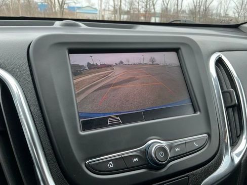 Used 2024 Chevrolet Equinox LT image 29