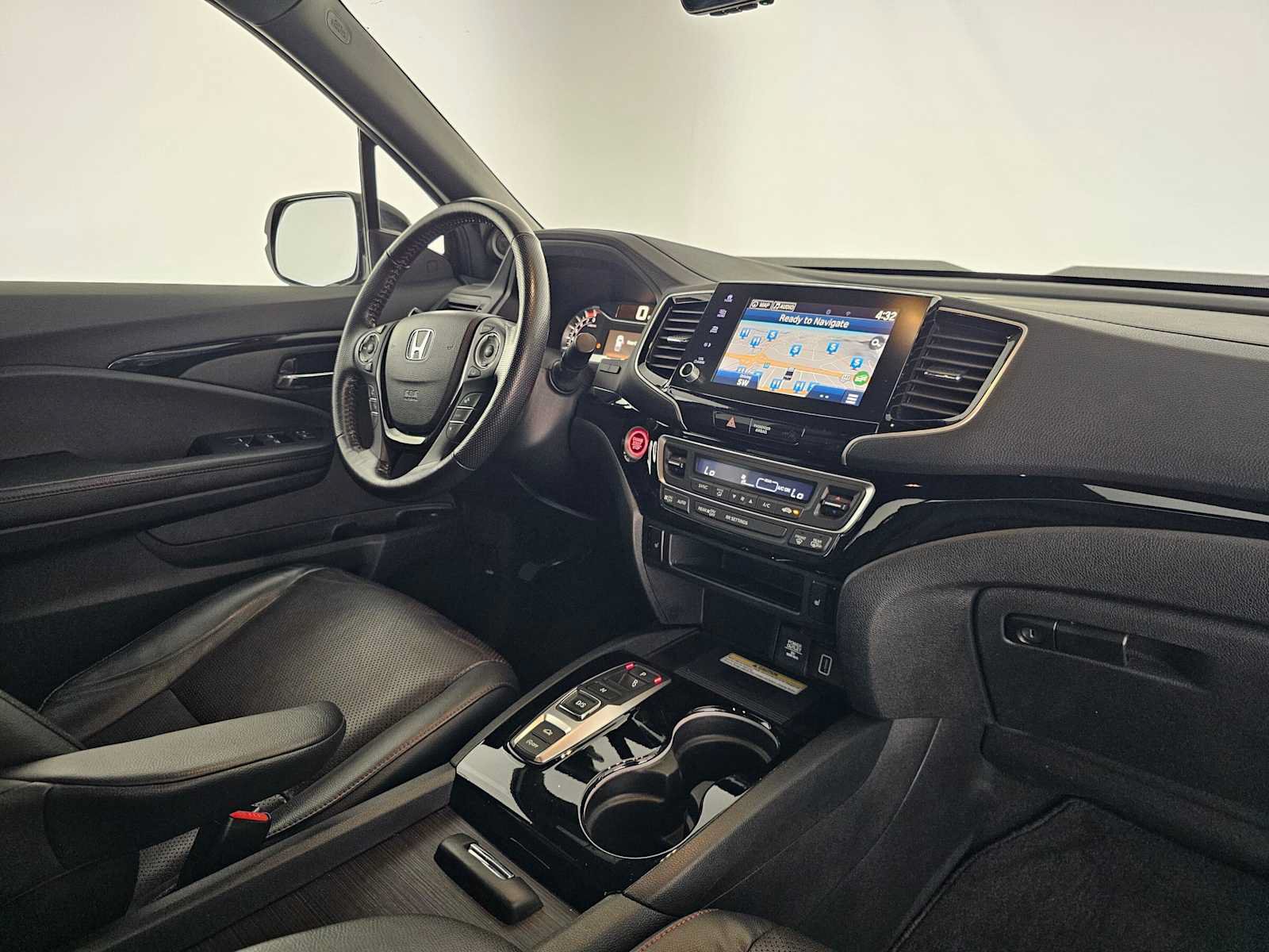 Used 2023 Honda Ridgeline Black Edition image 11