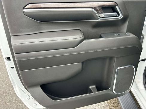 Used 2022 Chevrolet Silverado 1500 LTZ w/ LTZ Premium Package image 20