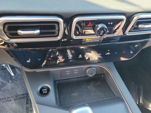 New 2026 Nissan Sentra SR w/ SR All Weather Package FWD image 17