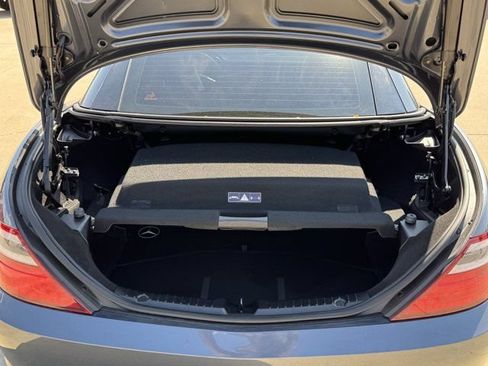 Used 2014 Mercedes-Benz SLK 250 image 28