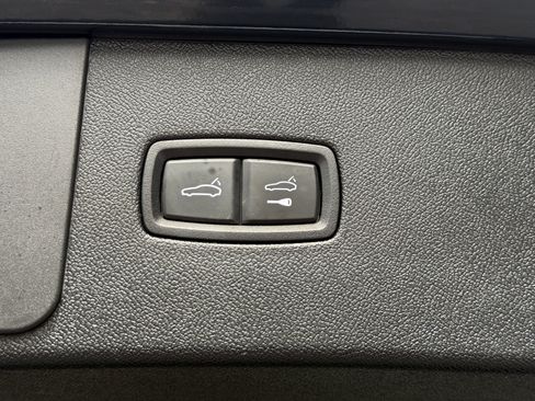 Certified 2021 Porsche Cayenne AWD/4WD image 15