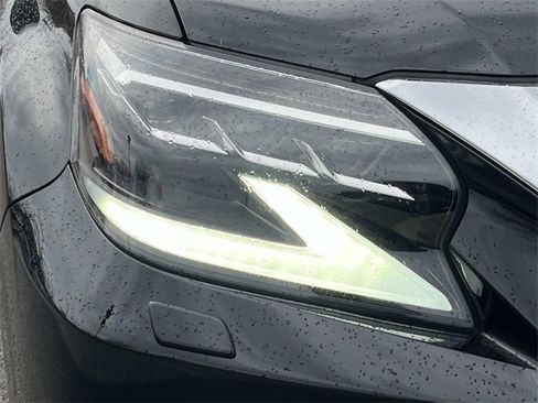 Used 2021 Lexus GX 460 Premium w/ Premium Package image 9