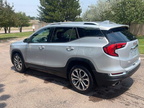 Used 2019 GMC Terrain SLT FWD image 11