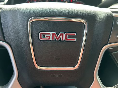 Used 2015 GMC Yukon SLT w/ Open Road Package AWD/4WD image 24