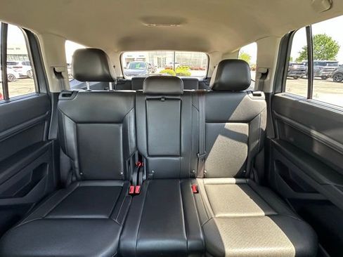 Used 2018 Volkswagen Atlas SE AWD/4WD image 31