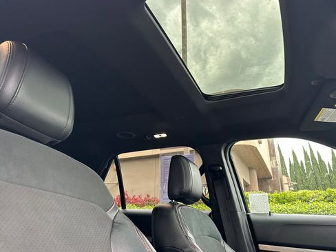 Used 2019 Ford Explorer XLT w/ Equipment Group 202A image 15