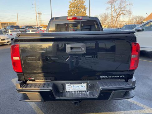 Used 2021 Chevrolet Colorado Z71 w/ Z71 Midnight Edition image 6
