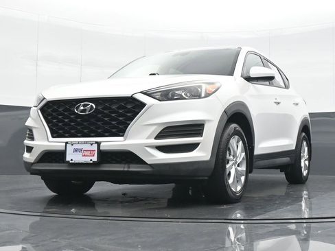Used 2021 Hyundai Tucson SE image 15