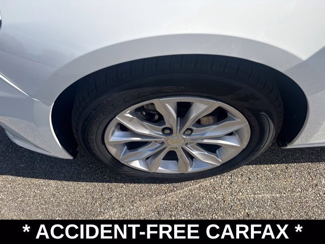 Used 2022 Chevrolet Malibu LT FWD image 33