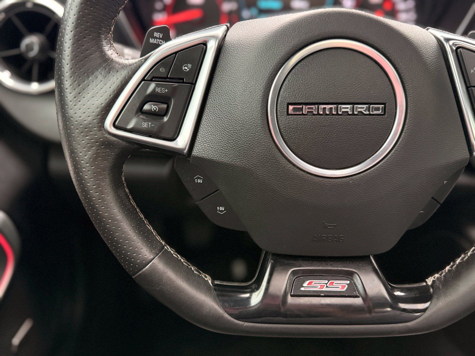 Used 2016 Chevrolet Camaro SS RWD image 26