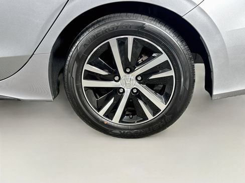 Used 2024 Honda Civic LX image 5