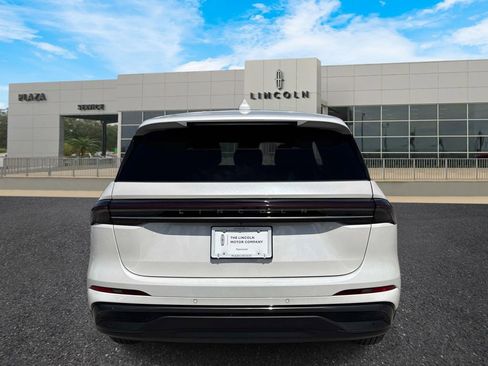 New 2026 Lincoln Nautilus Premier w/ Equipment Group 102A AWD/4WD image 4