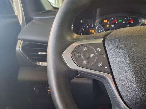 Used 2023 Chevrolet Traverse LT w/ LT Premium Package image 17