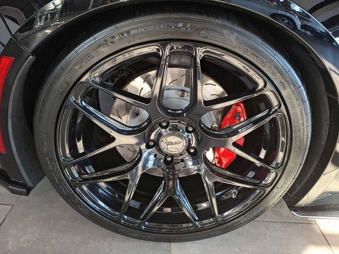 Used 2015 Chevrolet Corvette Z06 w/ 2LZ Preferred Equipment Group image 7