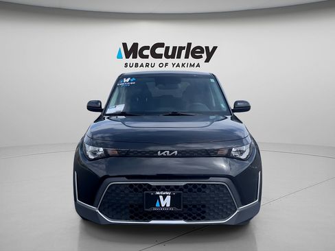 Used 2024 Kia Soul LX w/ Option Group 015 FWD image 2