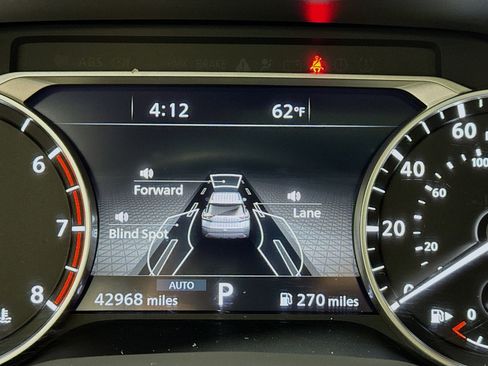 Used 2023 Nissan Rogue SL w/ SL Premium Package image 18