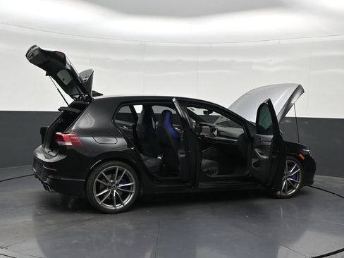 Used 2024 Volkswagen Golf R AWD/4WD image 30