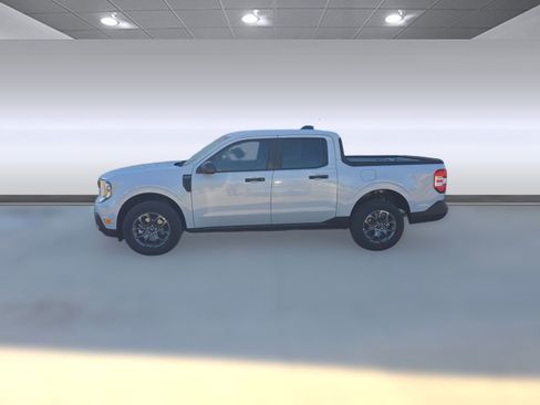 New 2025 Ford Maverick XLT w/ Equipment Group 302A image 2