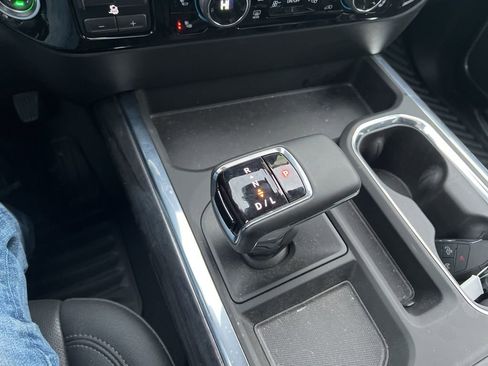 Used 2025 Chevrolet Silverado 1500 LTZ w/ LTZ Premium Package image 23