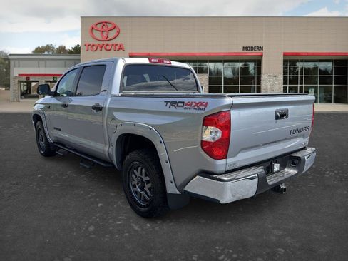 Used 2018 Toyota Tundra SR5 w/ TRD Off Road Package AWD/4WD image 6