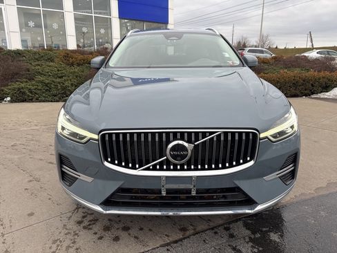 Certified 2023 Volvo XC60 B5 Plus w/ Climate Package image 3