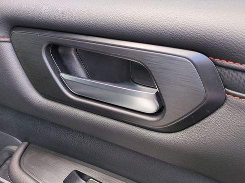 New 2025 Nissan Armada PRO-4X image 35