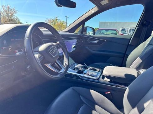 Used 2020 Audi Q7 3.0T Premium Plus w/ Premium Plus Package AWD/4WD image 10