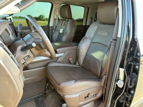 Used 2025 RAM 2500 Limited image 11