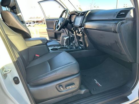 Used 2024 Toyota 4Runner TRD Off-Road Premium image 21