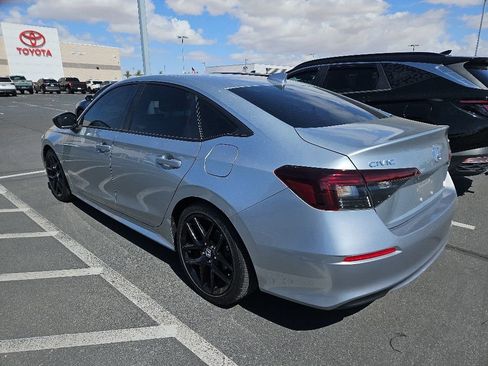 Used 2025 Honda Civic Sport image 2