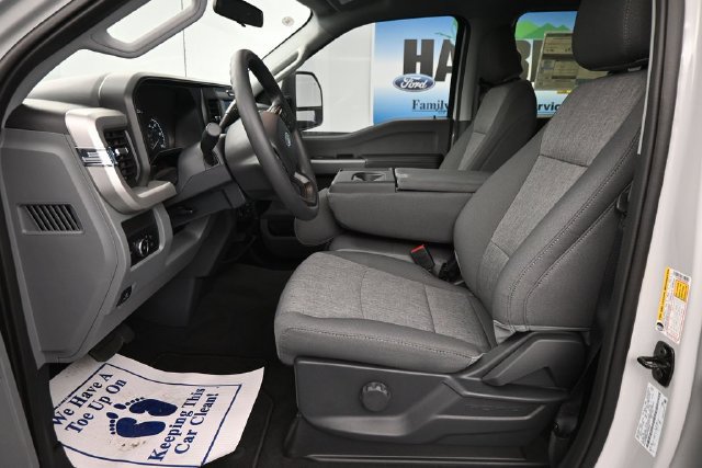 New 2026 Ford F250 XL w/ STX Appearance Package AWD/4WD image 11
