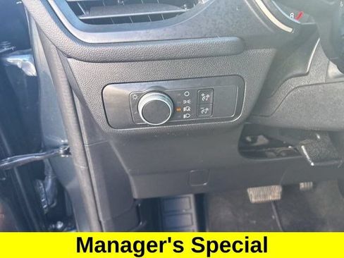 Used 2022 Ford Escape SE FWD image 19