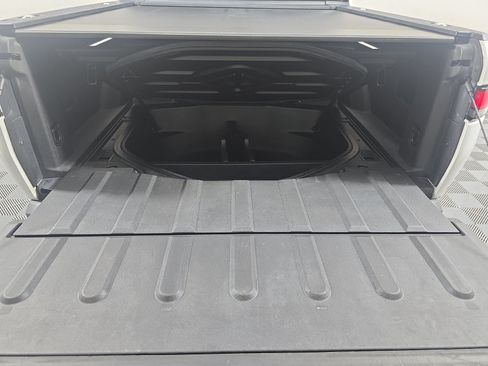 Used 2024 Rivian R1T Adventure AWD/4WD image 15