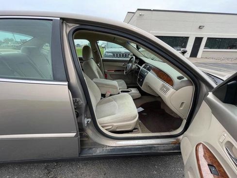 Used 2006 Buick LaCrosse CX FWD image 30
