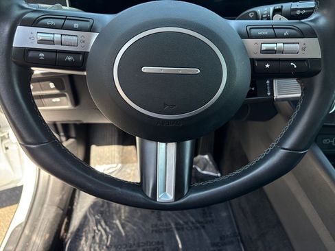 Used 2025 Hyundai Sonata SEL FWD image 32