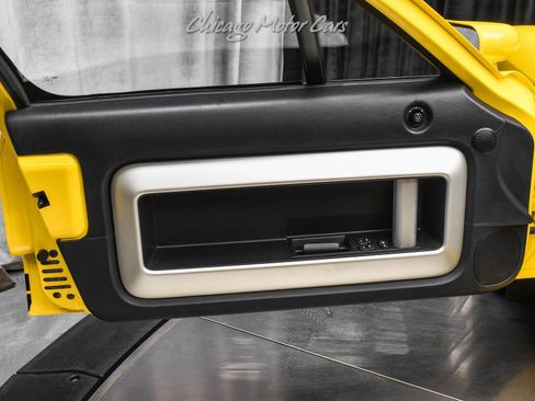 Used 2005 Ford GT image 24