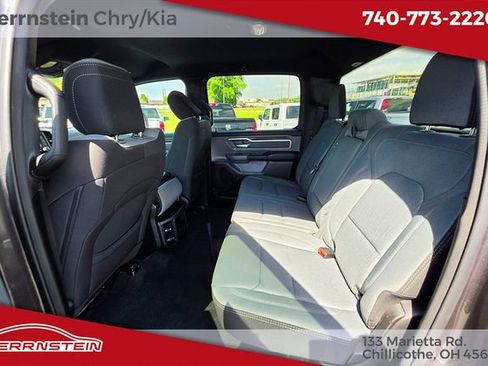 Used 2022 RAM 1500 Big Horn AWD/4WD image 16