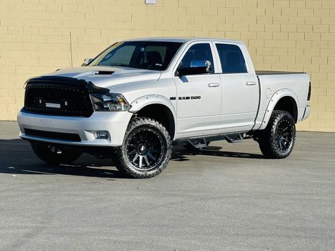 Used 2012 RAM 1500 Sport w/ Sport Premium Group AWD/4WD image 4