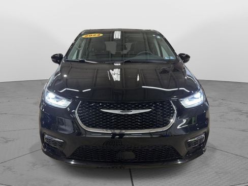 Used 2024 Chrysler Pacifica Limited FWD image 5