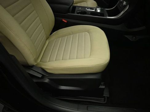 Certified 2024 Ford Edge SE w/ Black Appearance Package AWD/4WD image 31