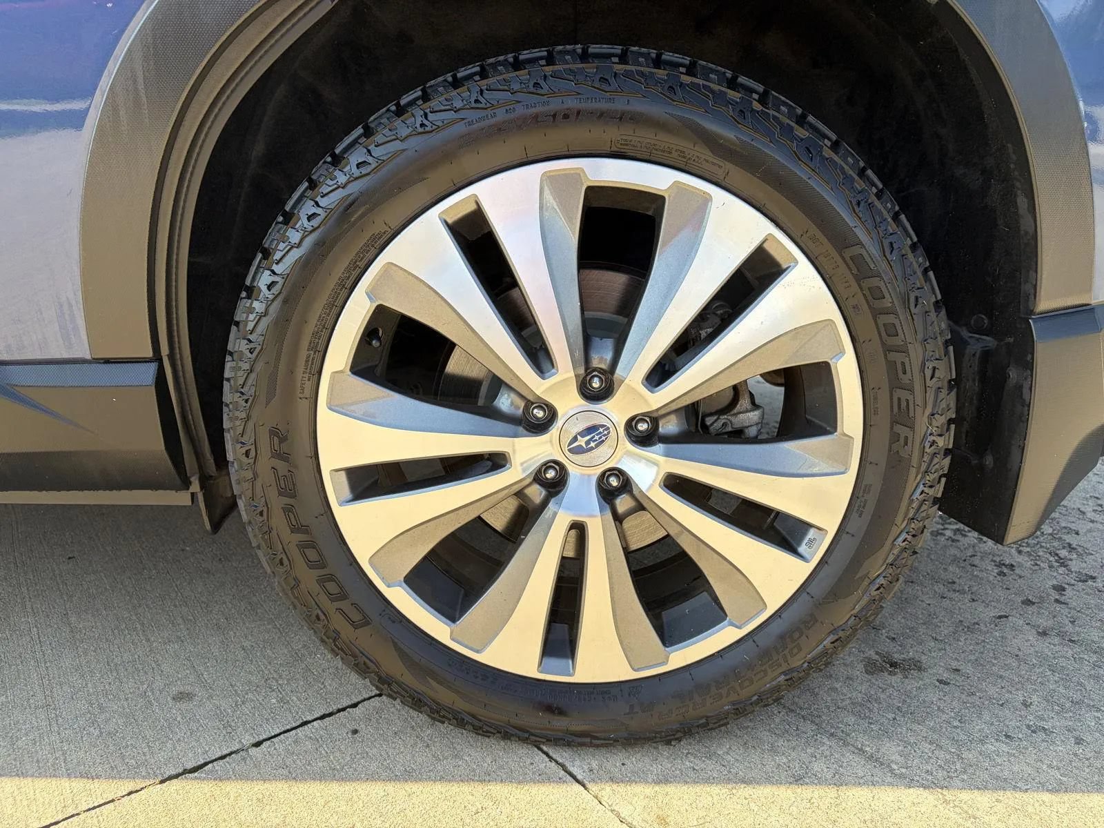 Used 2019 Subaru Ascent Touring AWD/4WD image 9