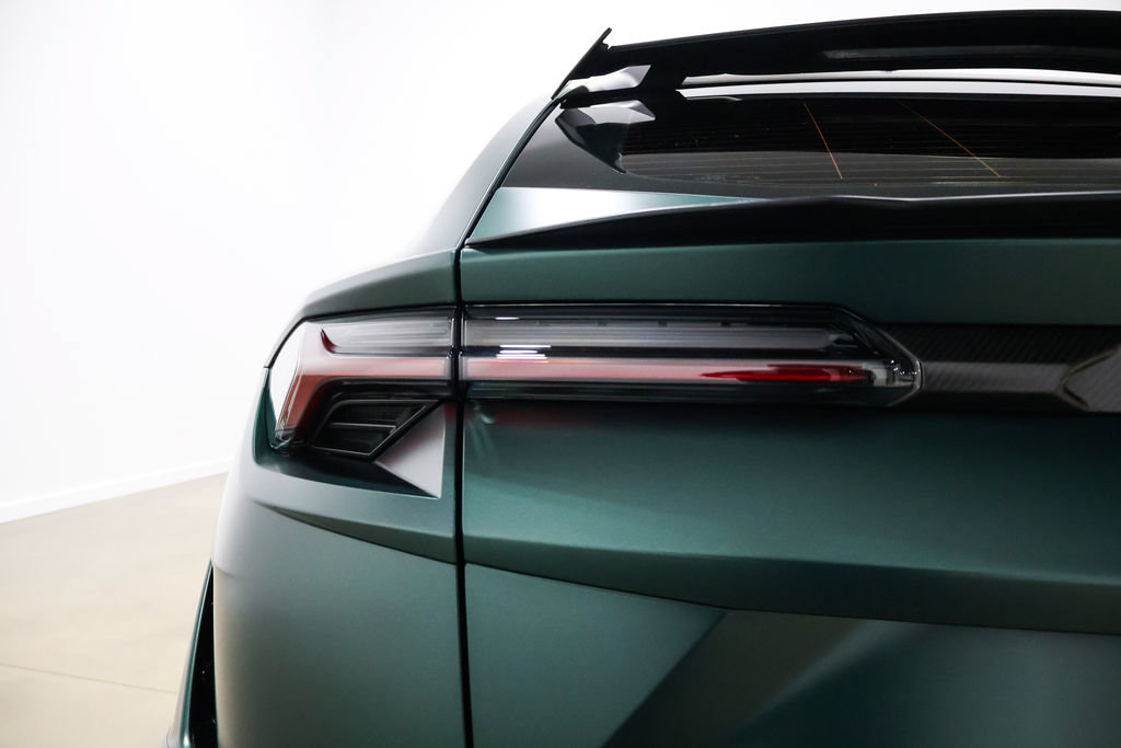 Used 2024 Lamborghini Urus Performante AWD/4WD image 98