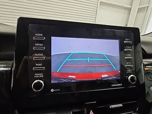 Used 2023 Toyota Camry SE image 17