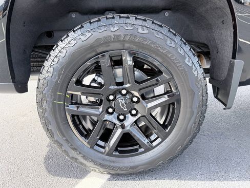 New 2026 Chevrolet Silverado 1500 Custom Trail Boss image 32